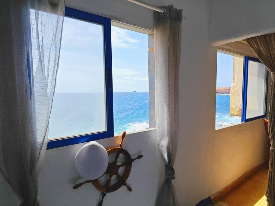 Villa La Casa Con Terraza Privada Sobre El Mar Telde Exterior foto